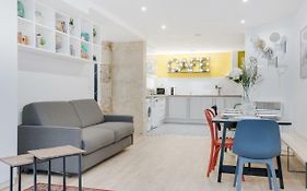 Loft Design For 8 People In Heart Of Paris